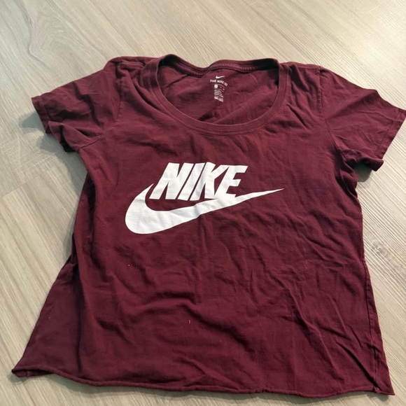 Nike Women's Burgundy Short Sleeve Tee - Picture 1 of 2